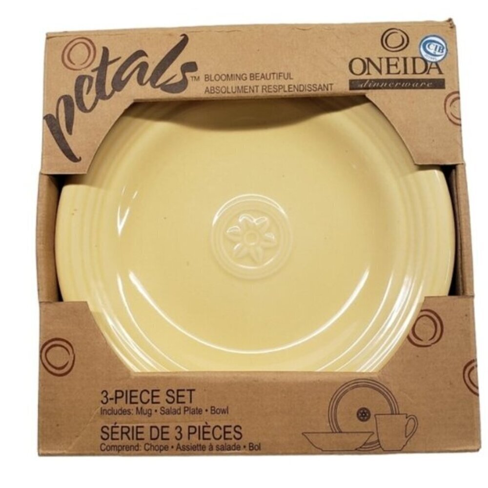 Oneida Petals Dining Set Bowl, Plate, Mug In Box Yellow Set of Three